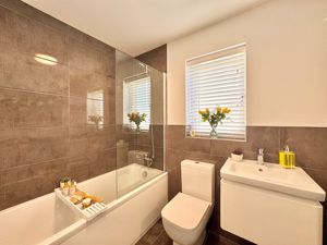 Photo 14- click for photo gallery